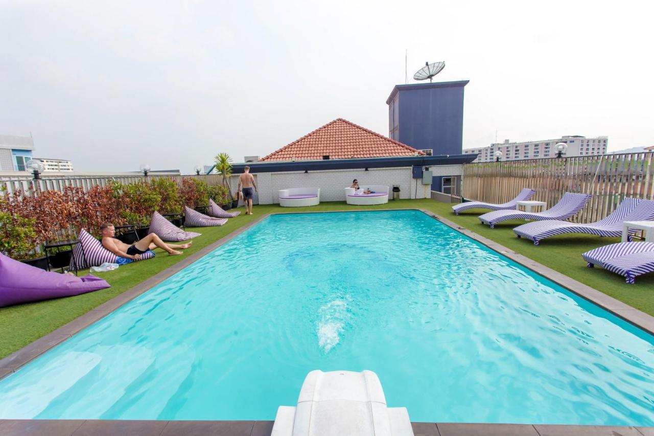Embryo Hotel Паттайя Экстерьер фото
